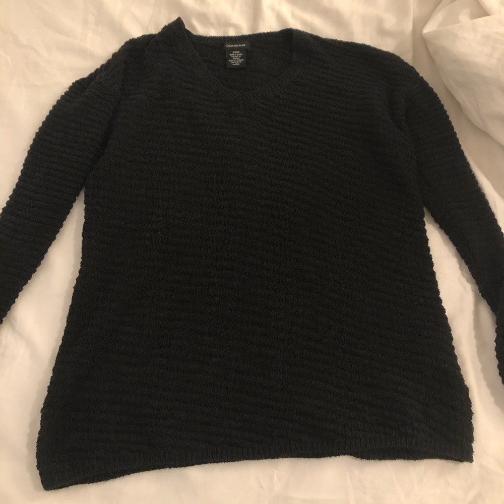 Black oversized sweater